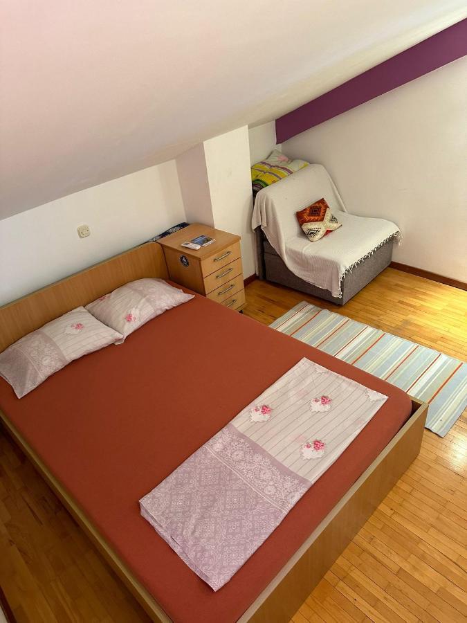 Golden Age Hostel Ochryda Zewnętrze zdjęcie