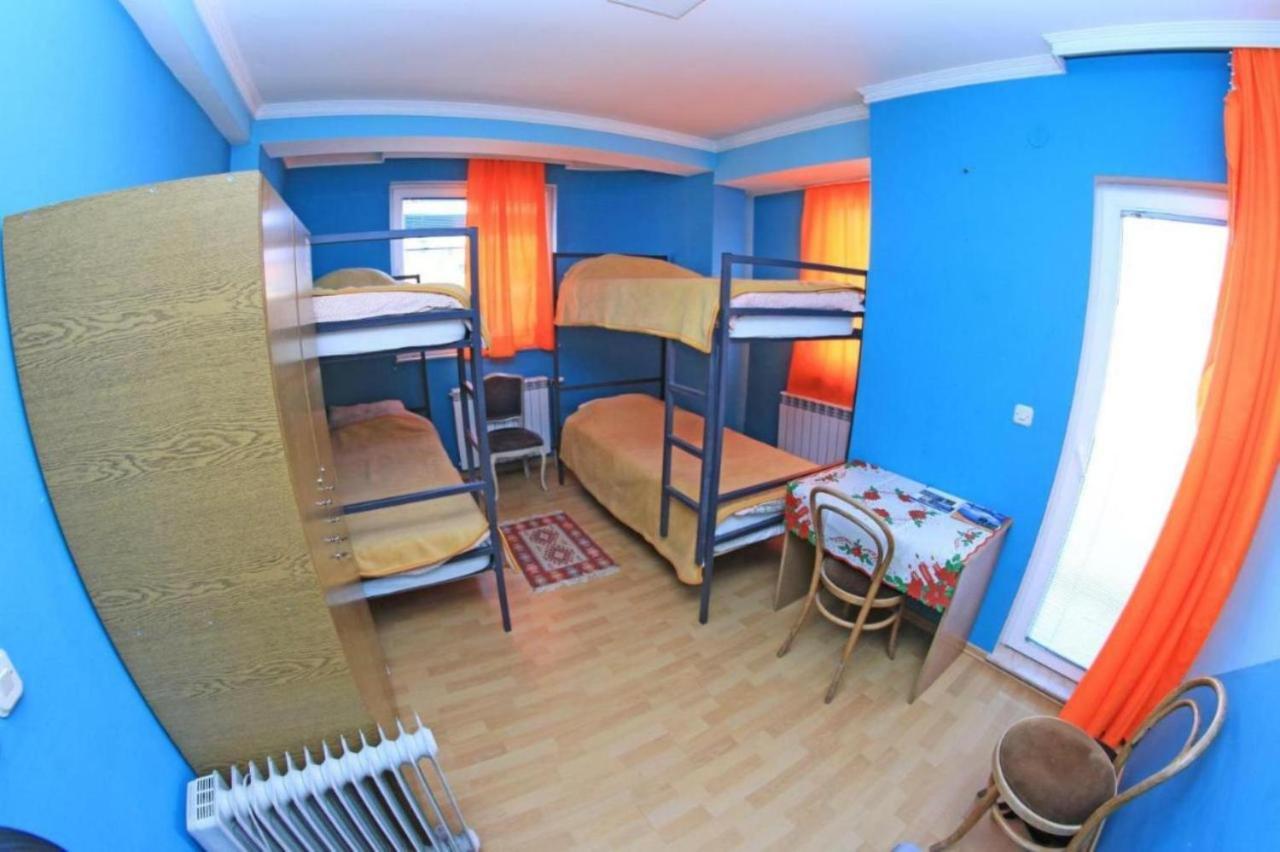 Golden Age Hostel Ochryda Zewnętrze zdjęcie
