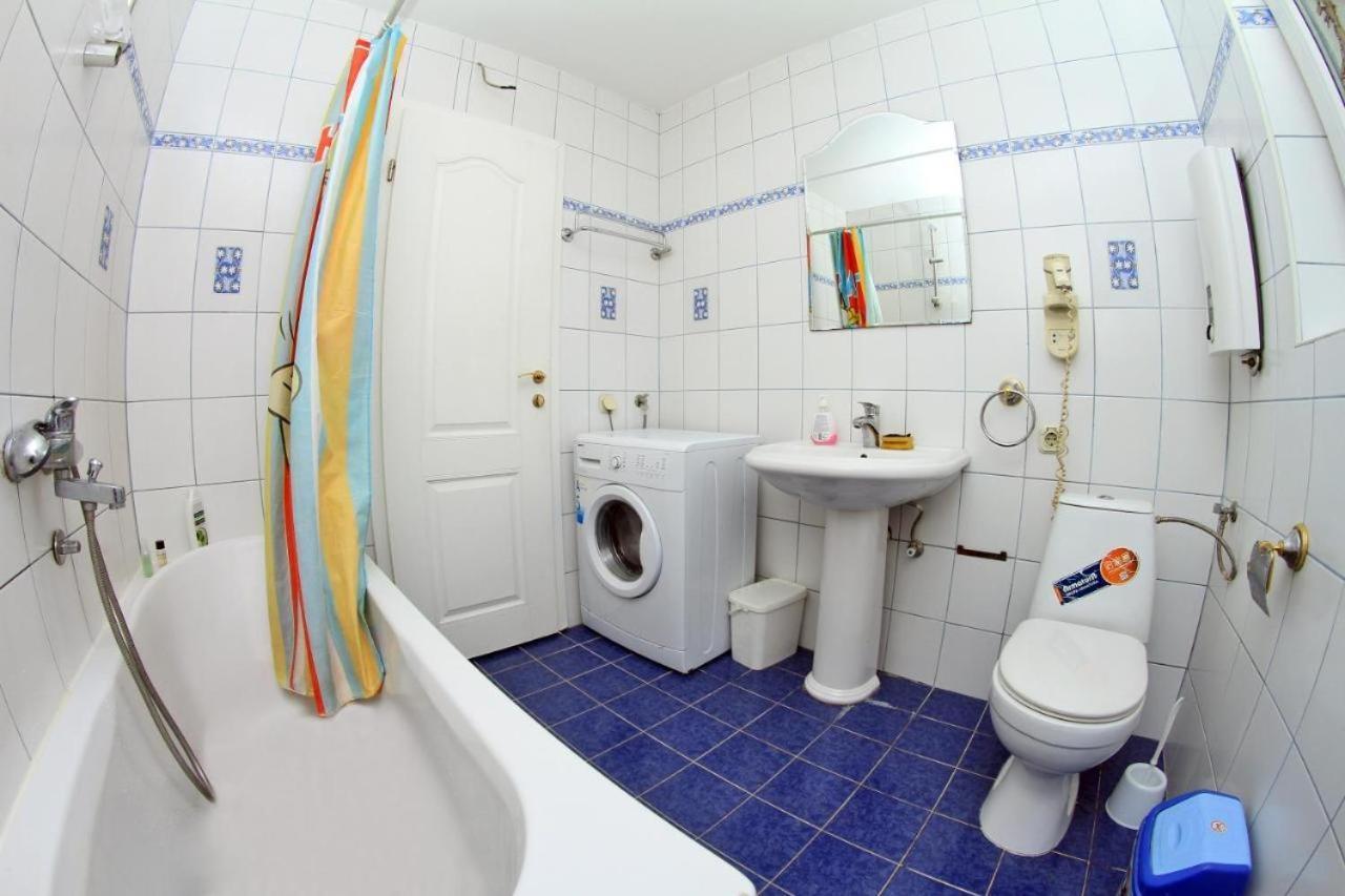 Golden Age Hostel Ochryda Zewnętrze zdjęcie
